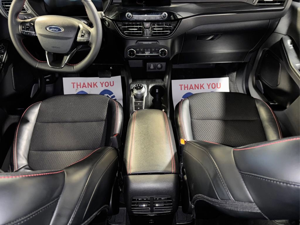 Certified 2025 Ford Escape ST-Line image 24