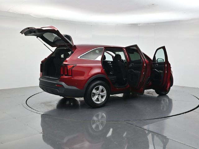 Used 2022 Kia Sorento LX FWD image 51