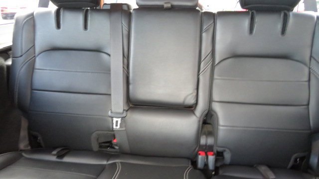 Used 2023 Jeep Wrangler Unlimited Sahara w/ Cold Weather Group image 8