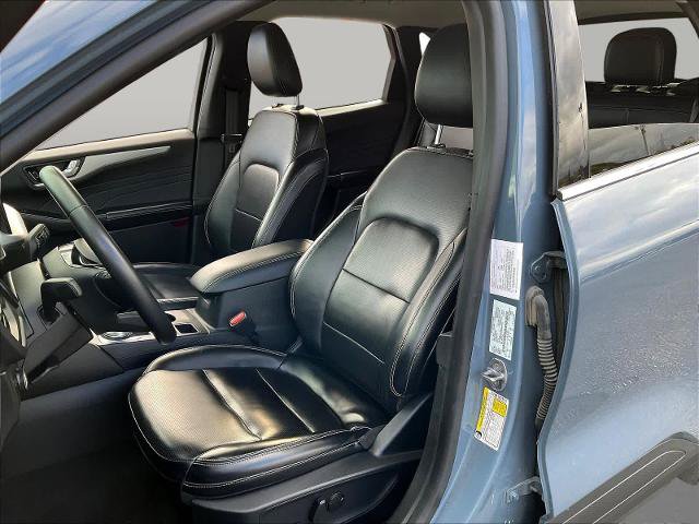 Certified 2024 Ford Escape Platinum AWD/4WD image 23
