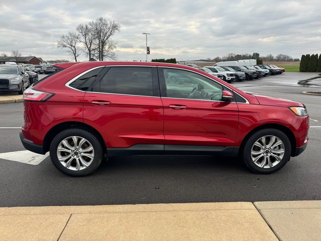 Certified 2024 Ford Edge Titanium AWD/4WD image 9