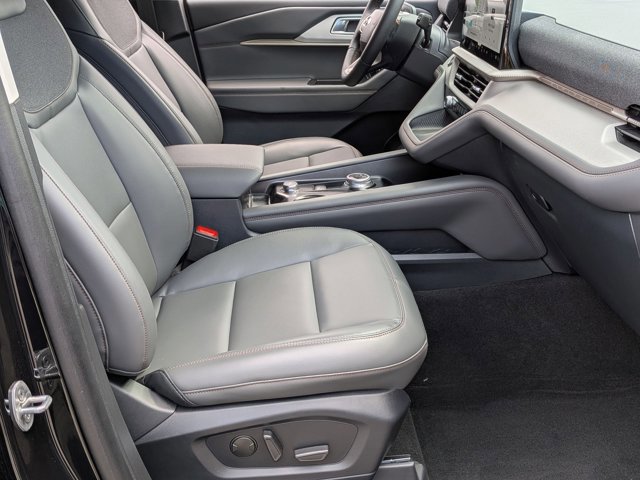 Certified 2026 Ford Explorer Active w/ Active Comfort Package RWD image 21