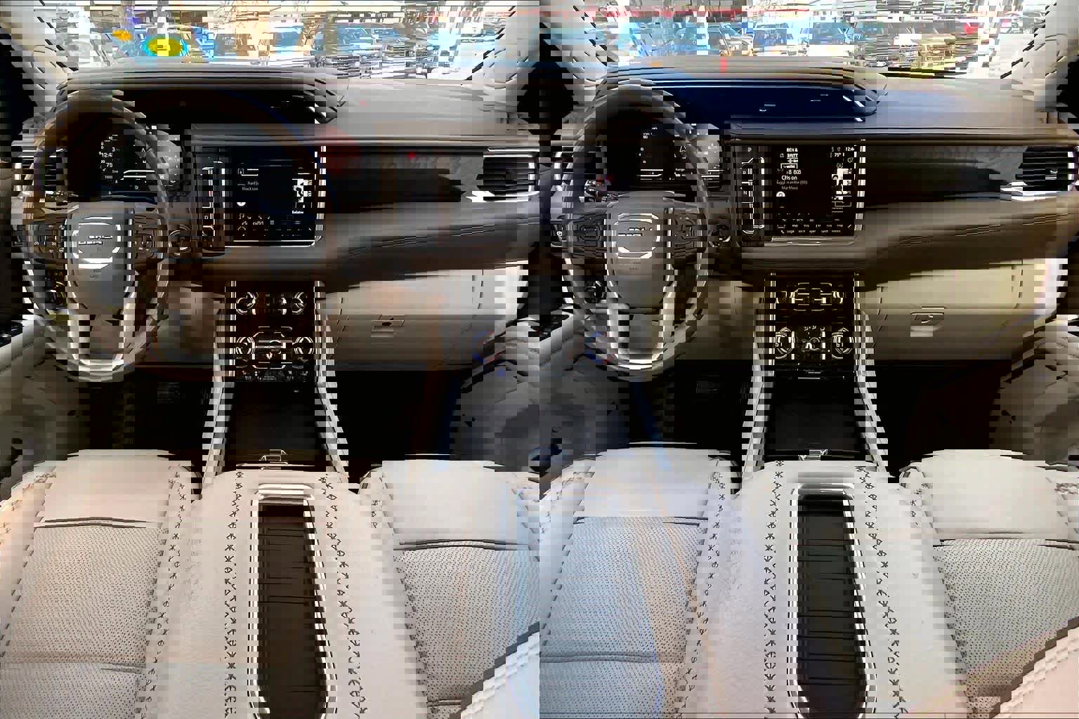 Used 2022 GMC Yukon XL Denali image 15