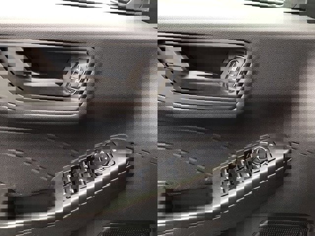 Certified 2025 Ford Escape Active image 18