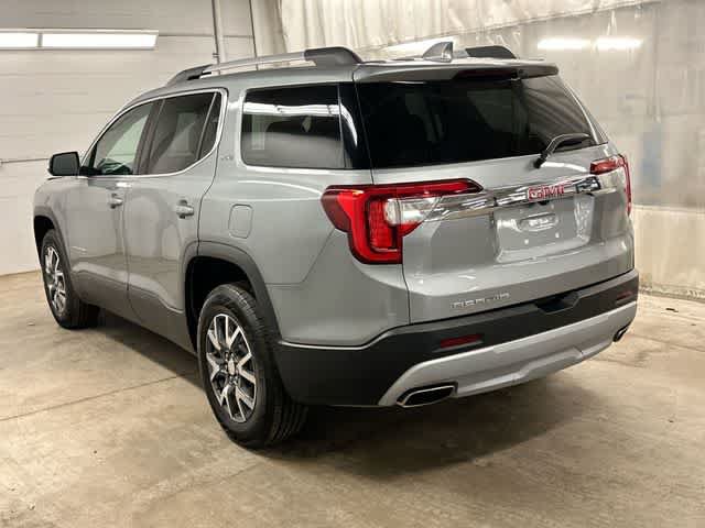 Used 2023 GMC Acadia SLE w/ Driver Convenience Package FWD image 35