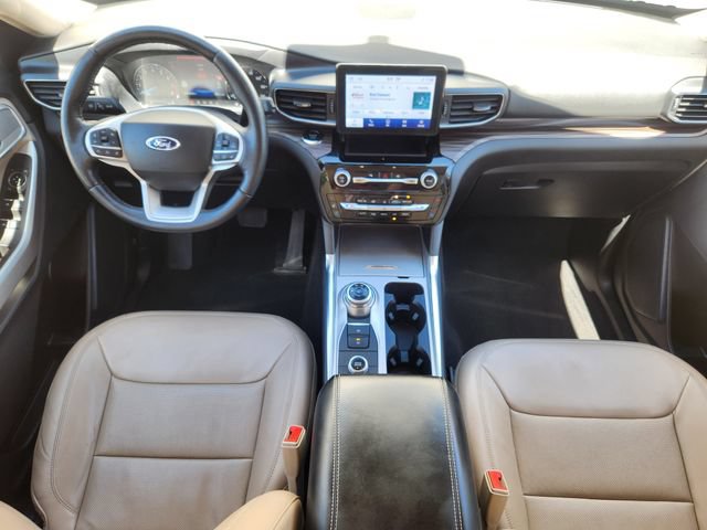 Certified 2022 Ford Explorer Limited w/ Hybrid Equipment Group 310A AWD/4WD image 14