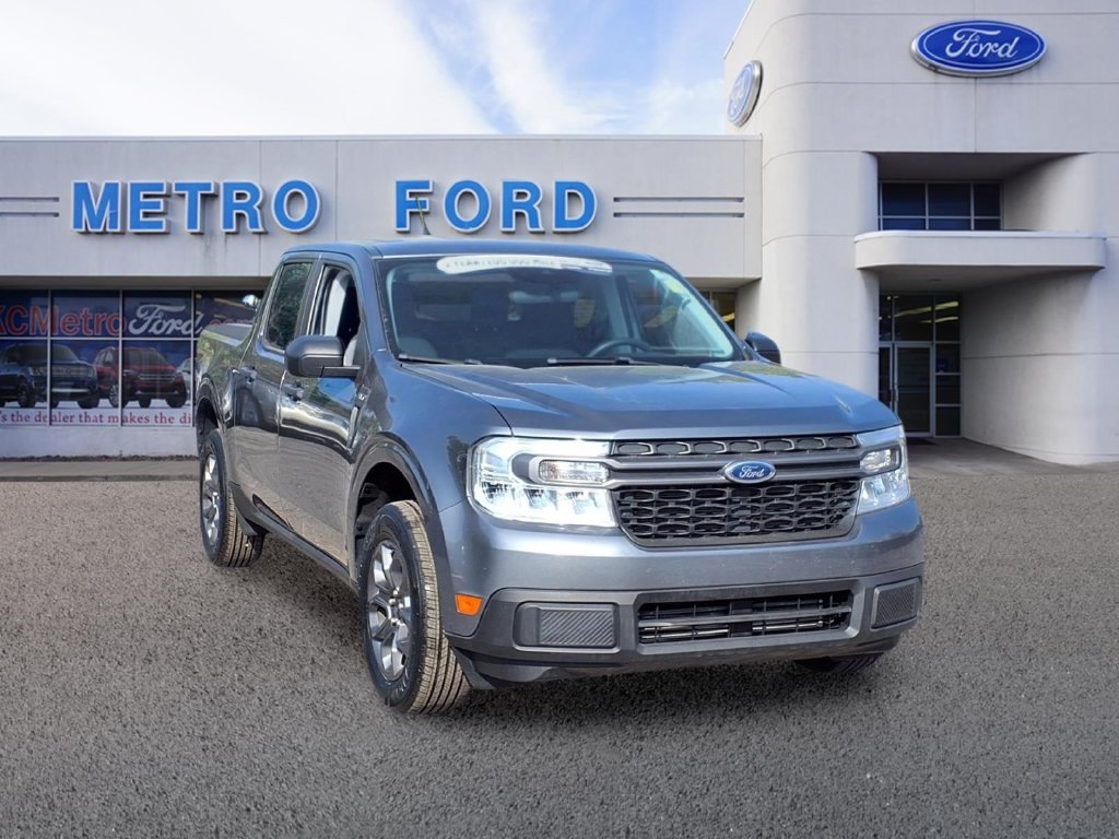 Certified 2022 Ford Maverick XLT w/ Equipment Group 300A Standard