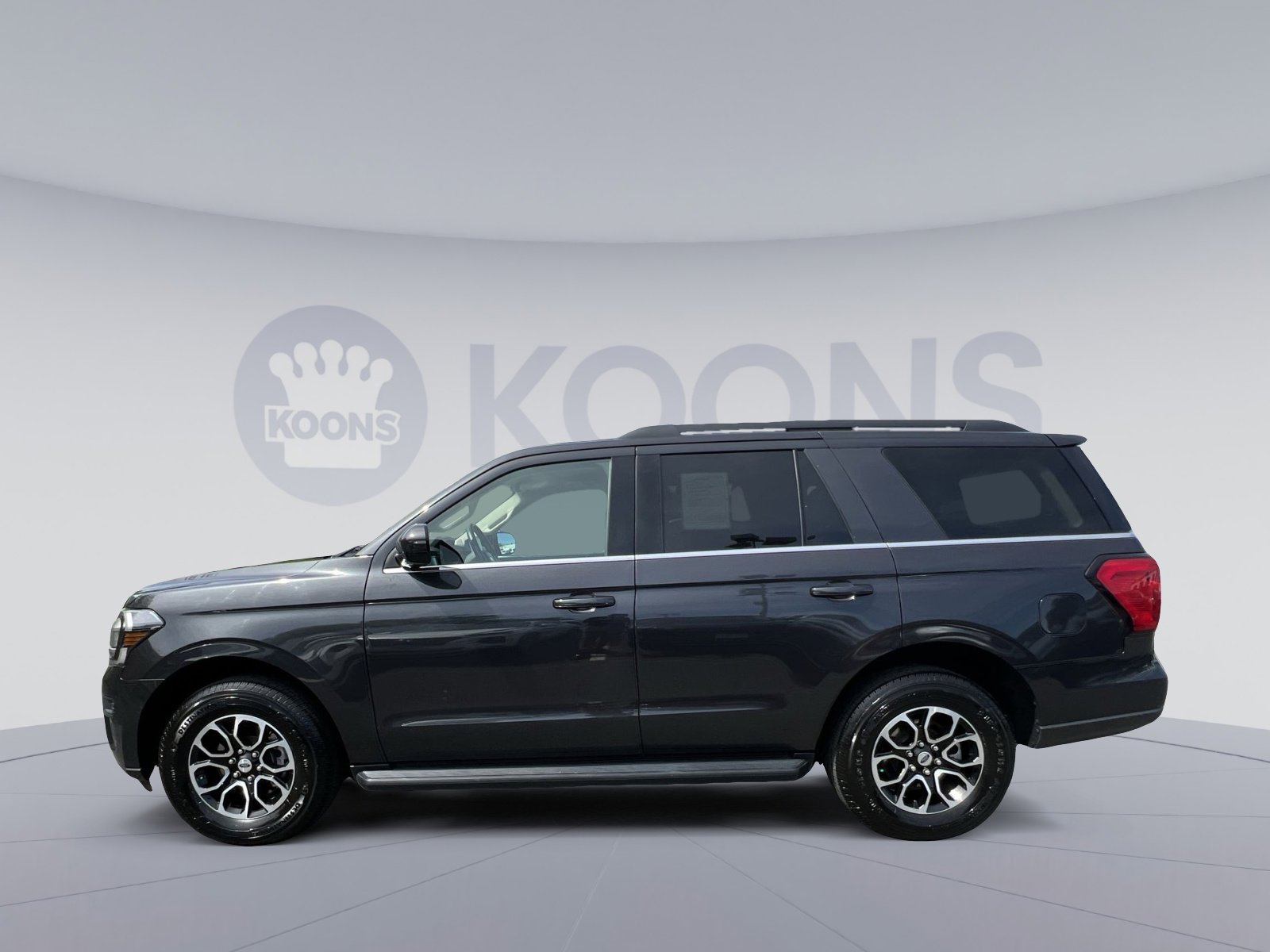 Certified 2024 Ford Expedition XLT AWD/4WD image 13