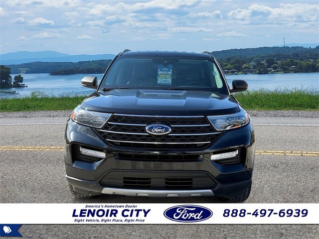 Certified 2022 Ford Explorer XLT w/ Equipment Group 202A image 2