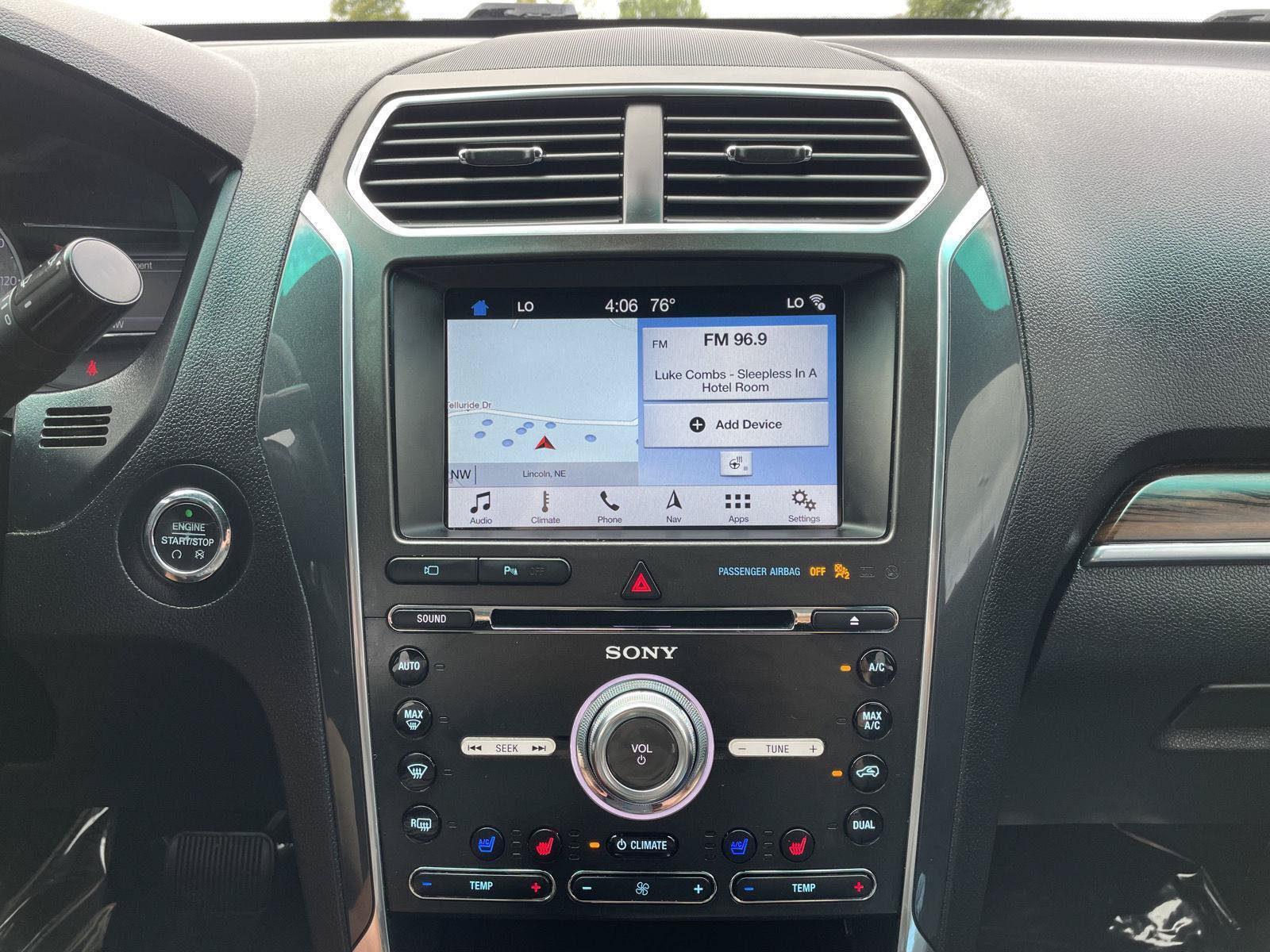 Certified 2018 Ford Explorer Limited FWD image 24