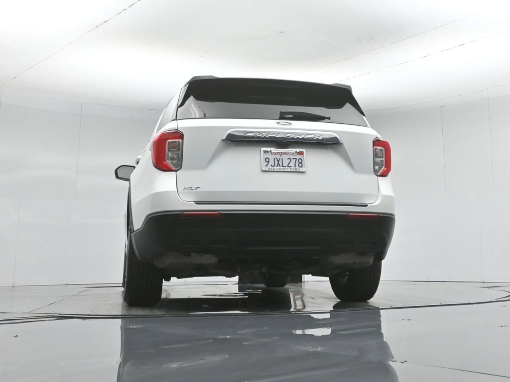 Certified 2023 Ford Explorer XLT RWD image 53