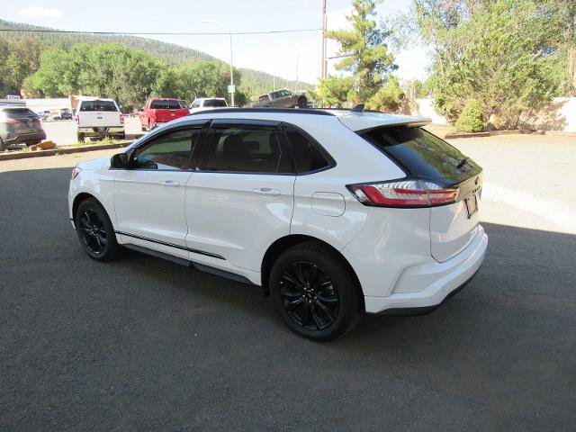 Certified 2022 Ford Edge SE w/ Black Appearance Package AWD/4WD image 2