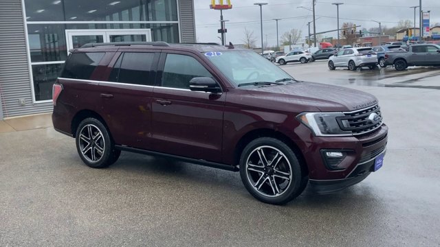 Certified 2021 Ford Expedition Limited AWD/4WD image 3