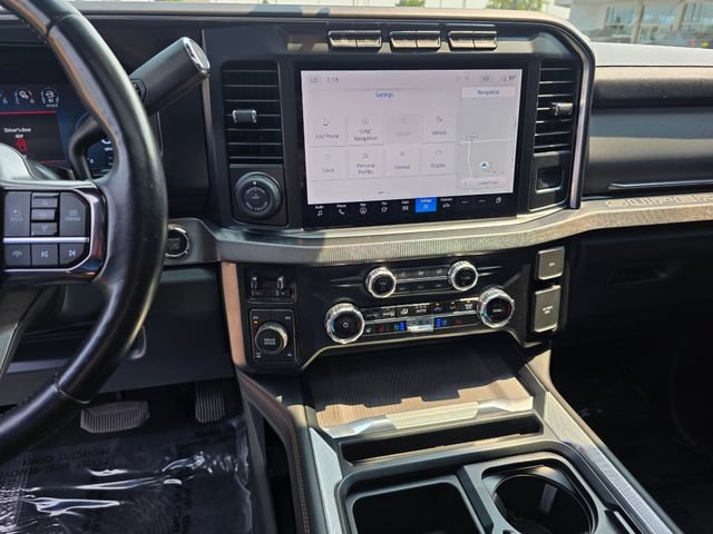 Certified 2024 Ford F250 Platinum w/ FX4 Off-Road Package AWD/4WD image 23