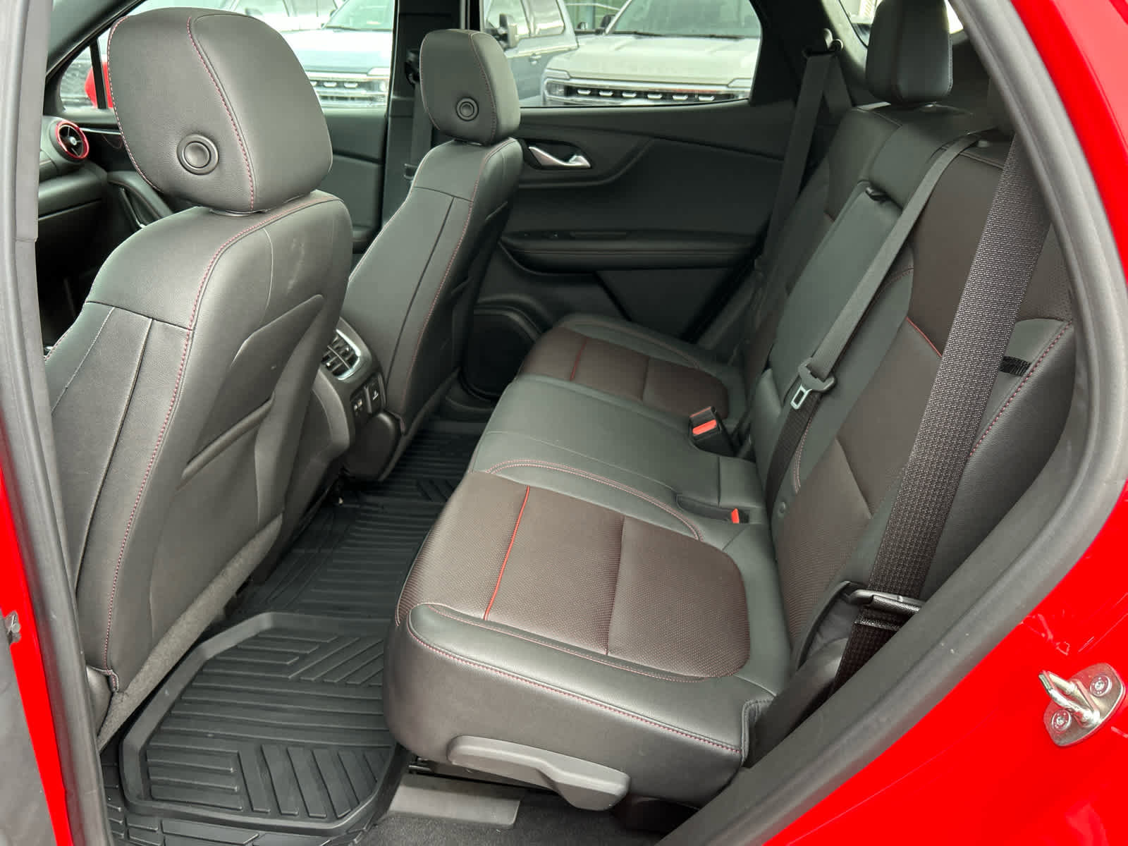 Used 2022 Chevrolet Blazer RS w/ Enhanced Convenience Package image 28