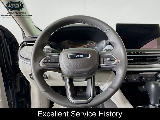 Used 2022 Jeep Compass Latitude FWD image 11
