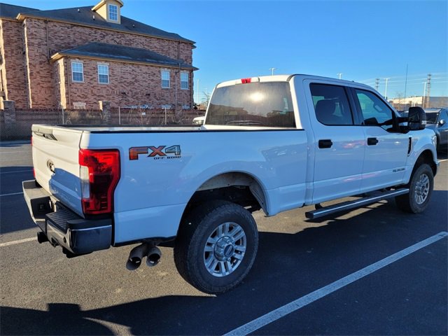 Certified 2019 Ford F350 XLT w/ XLT Value Package image 8