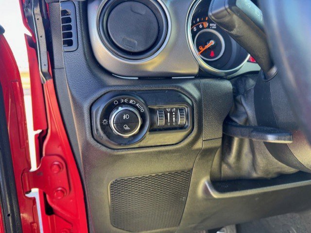 Used 2020 Jeep Gladiator Sport w/ Quick Order Package 24S image 16