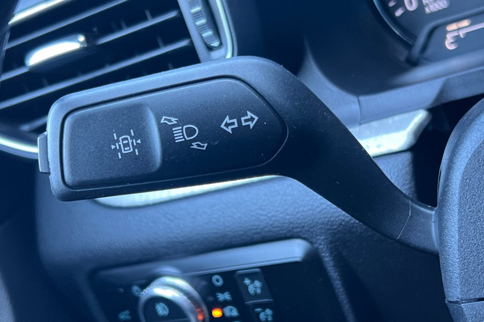 Certified 2022 Ford Explorer Timberline w/ Timberline Technology Package image 38