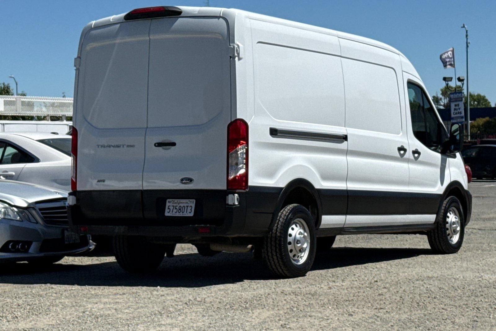 Certified 2023 Ford Transit 250 Medium Roof AWD image 4