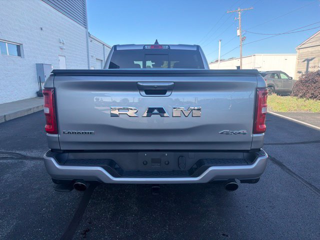 Used 2025 RAM 1500 Laramie w/ Sport Appearance Package AWD/4WD image 4
