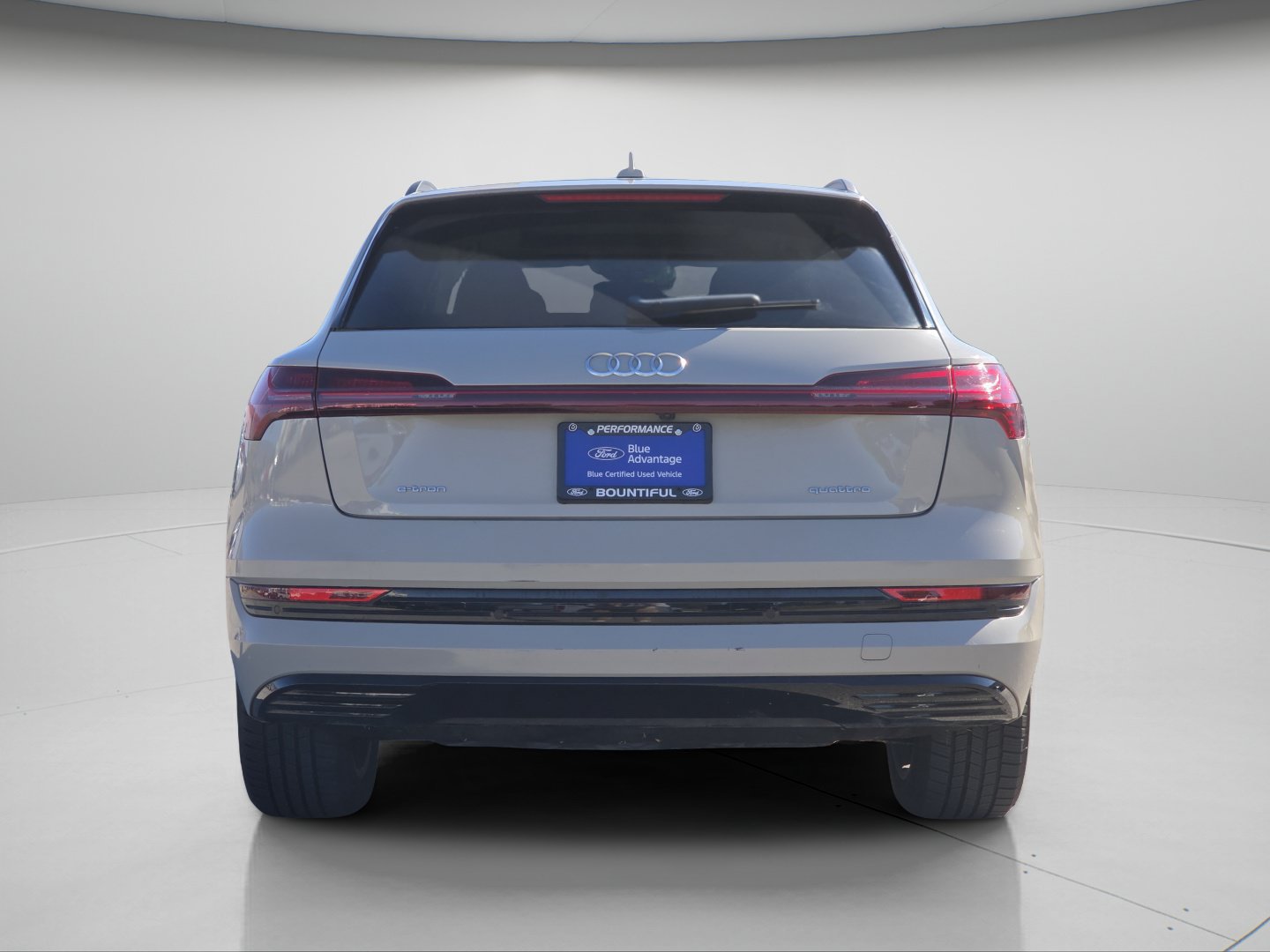 Used 2021 Audi e-tron Premium Plus w/ Premium Plus Package AWD/4WD image 24