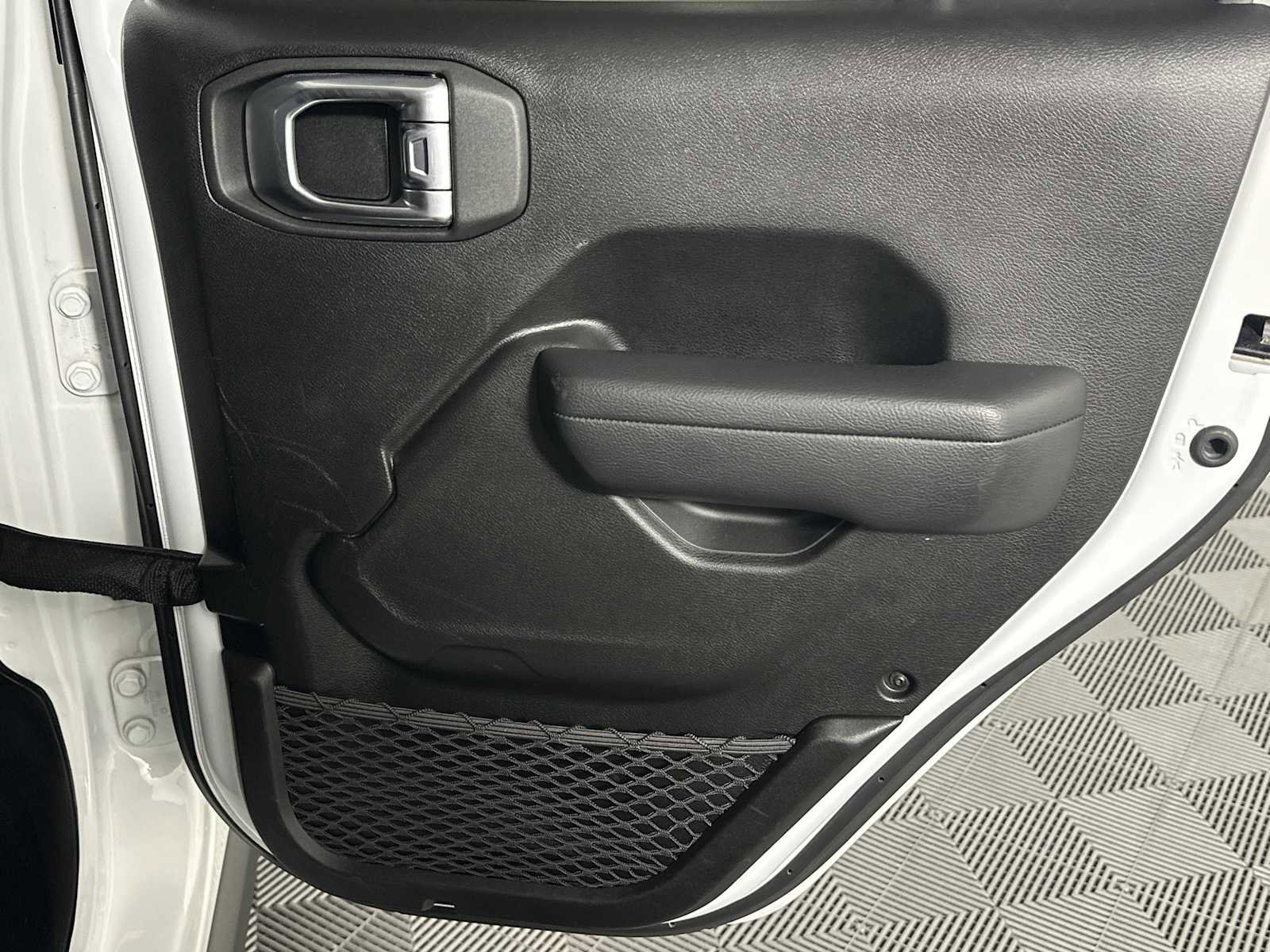 Used 2023 Jeep Wrangler Unlimited image 19