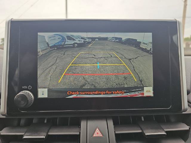 Used 2025 Toyota RAV4 XLE FWD image 21