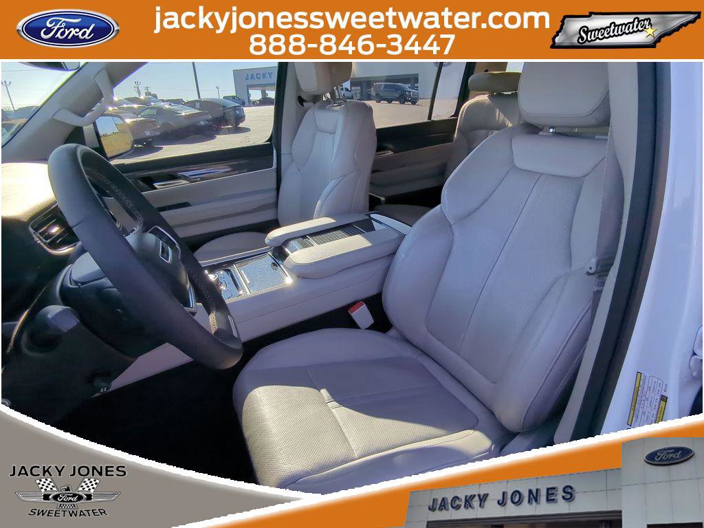 Used 2022 Jeep Wagoneer Series III image 11