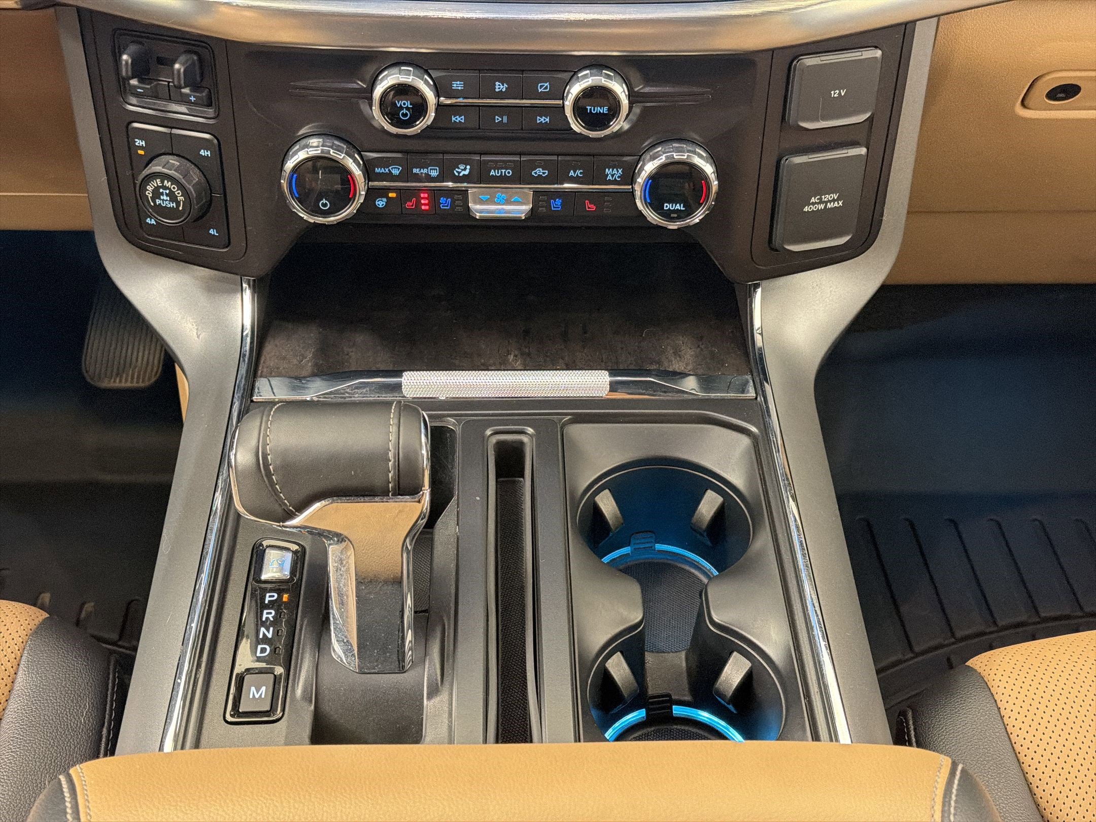 Certified 2021 Ford F150 Lariat w/ Equipment Group 502A High image 24