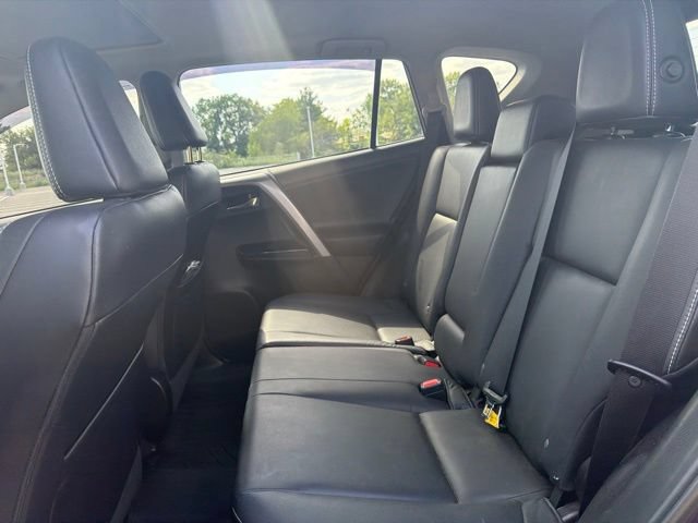 Used 2018 Toyota RAV4 Limited AWD/4WD image 14