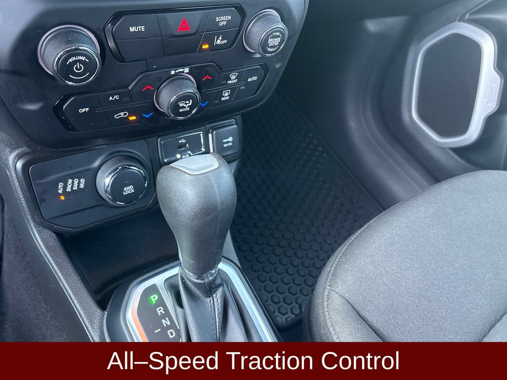 Used 2021 Jeep Renegade Latitude w/ Convenience Group AWD/4WD image 10