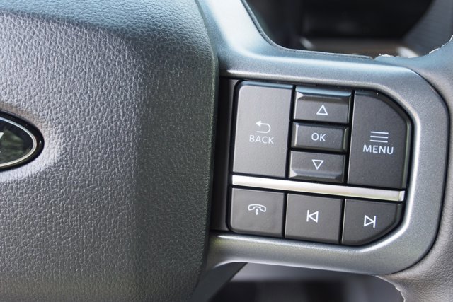 Certified 2025 Ford F150 Lariat w/ Equipment Group 502A High image 23