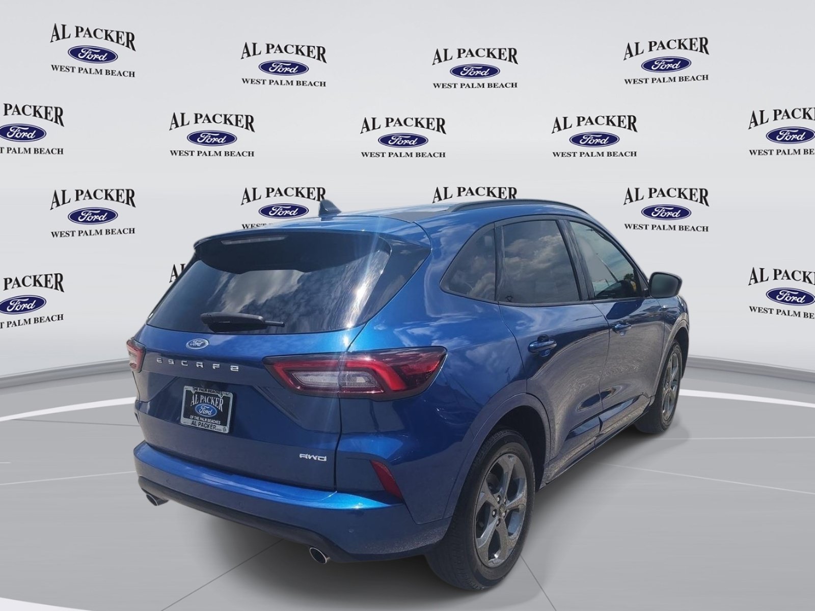Certified 2023 Ford Escape ST-Line w/ Tech Pack #1 AWD/4WD image 5