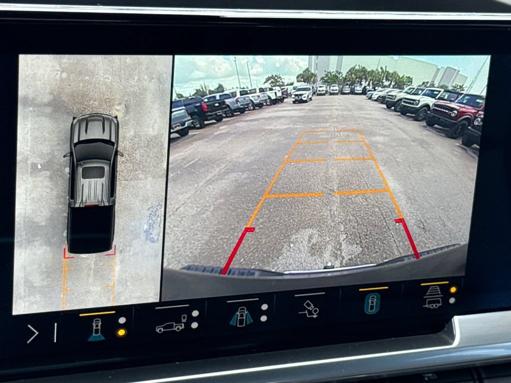 Used 2023 Chevrolet Silverado 1500 LTZ RWD image 21