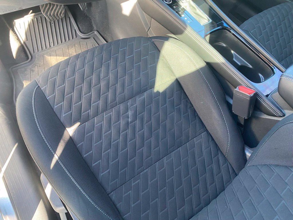 Used 2023 Nissan Kicks SV FWD image 18