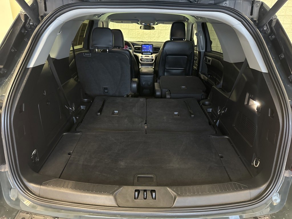 Certified 2023 Ford Explorer XLT w/ Equipment Group 202A image 23