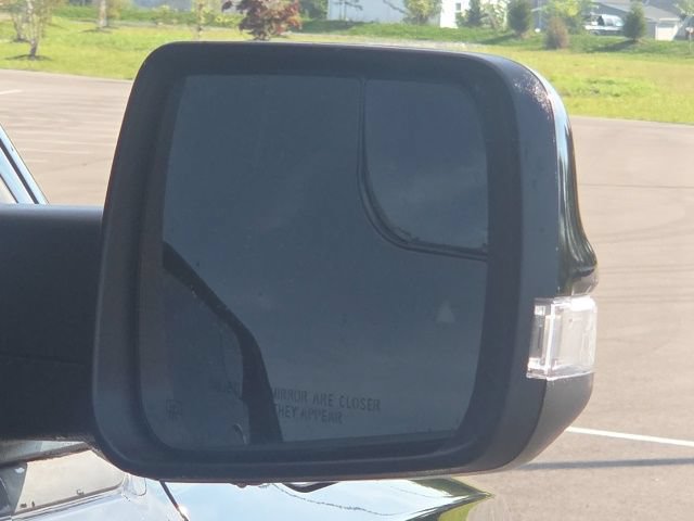 Used 2025 RAM 1500 Laramie w/ Night Edition AWD/4WD image 9