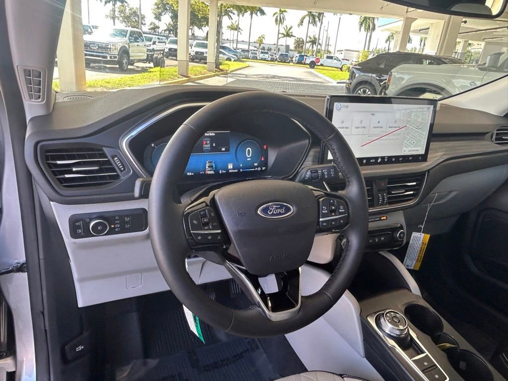 Certified 2024 Ford Escape SE w/ PHEV Premium Package FWD image 36