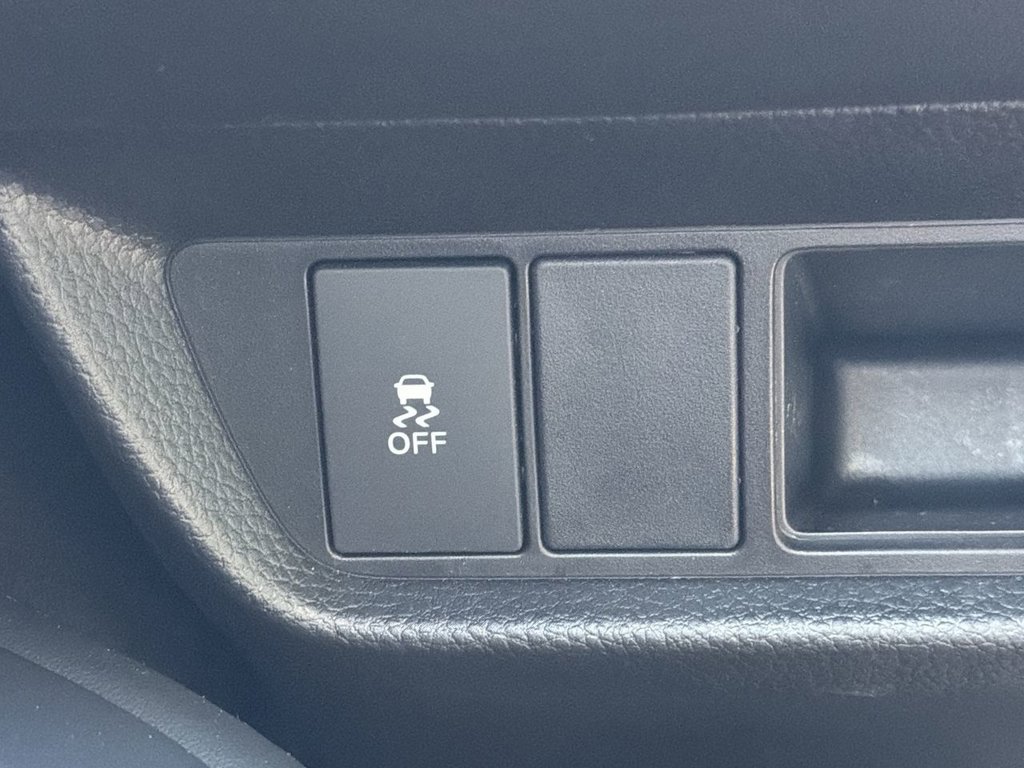 Used 2026 Honda HR-V LX image 19