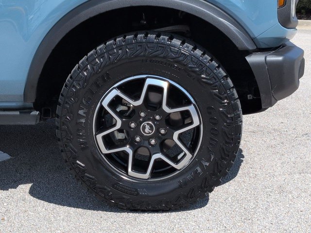 Certified 2023 Ford Bronco Black Diamond AWD/4WD image 11