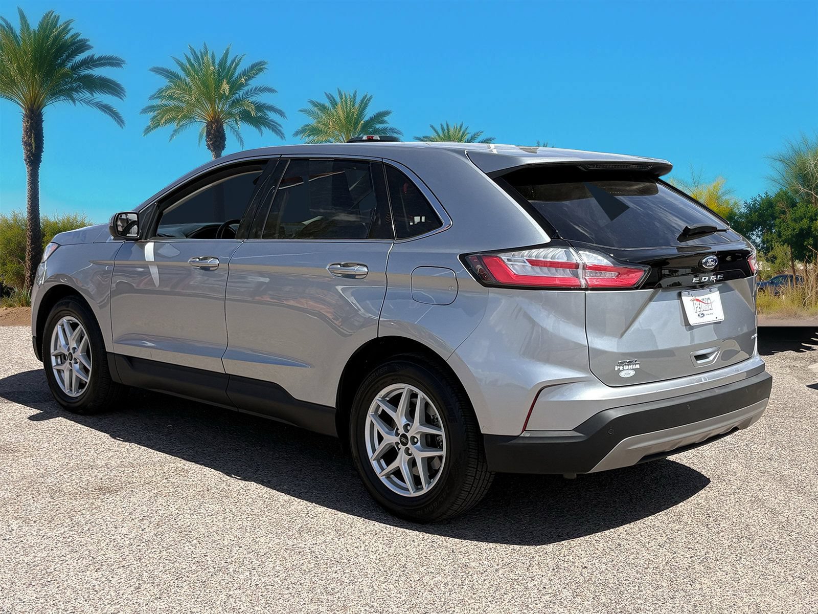 Certified 2024 Ford Edge SEL AWD/4WD image 3