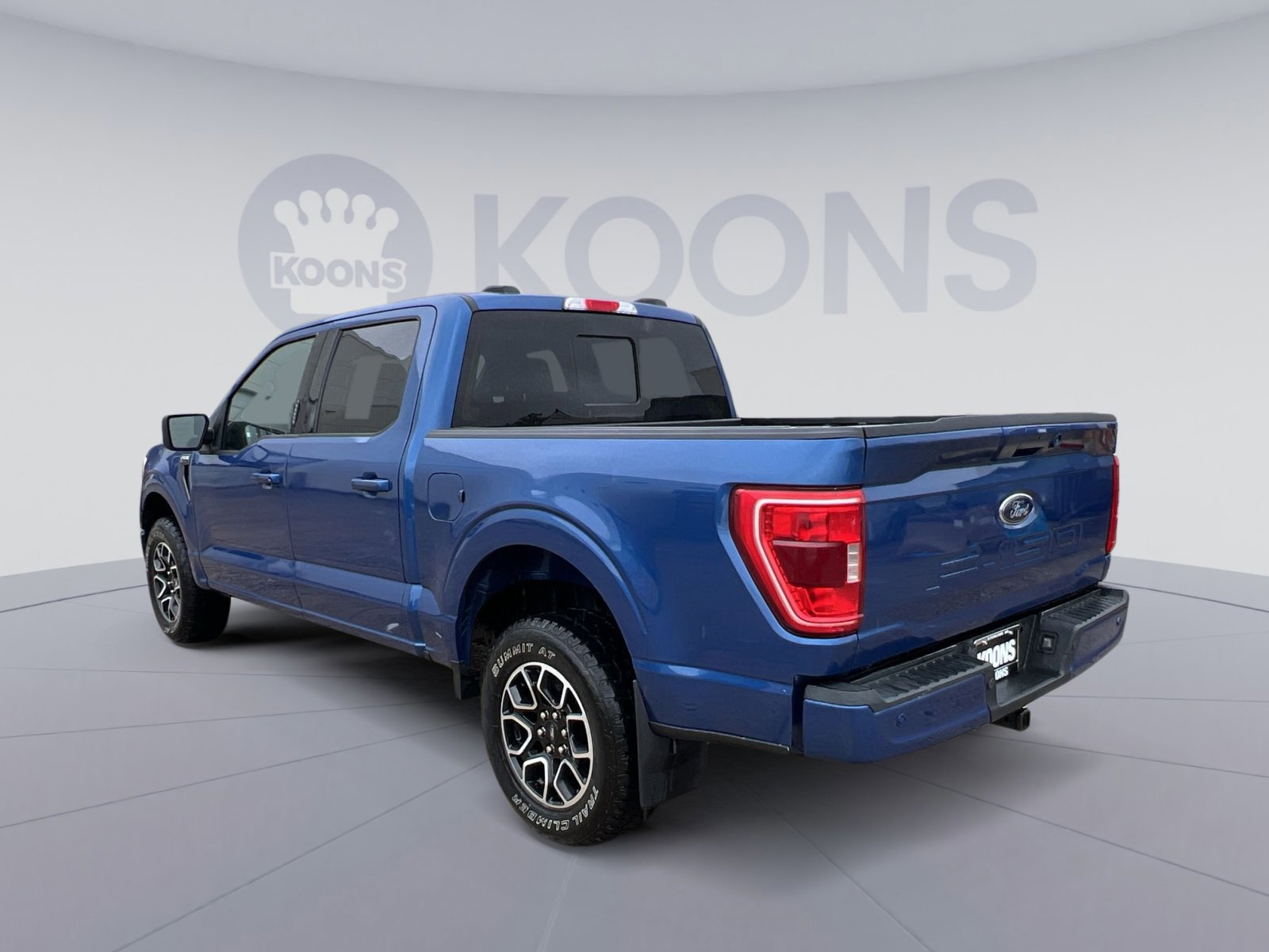 Certified 2022 Ford F150 XLT w/ Equipment Group 302A High image 3