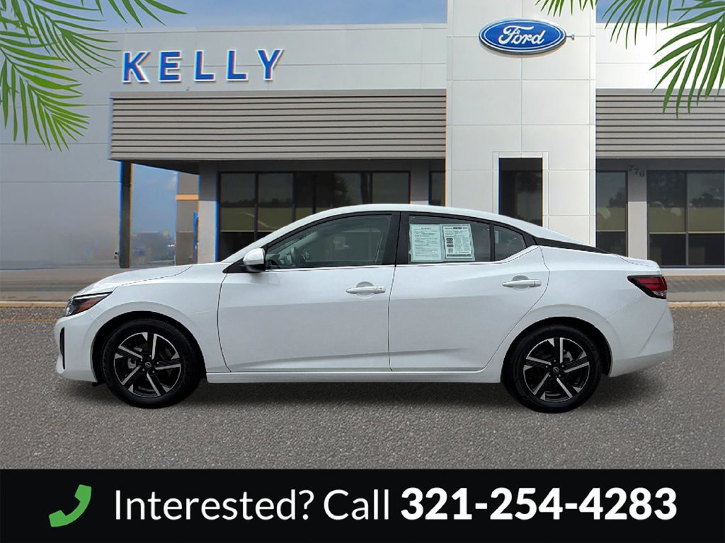 Used 2024 Nissan Sentra SV FWD image 2