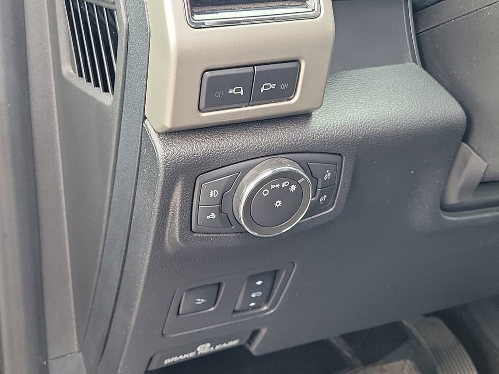 Certified 2021 Ford F250 Lariat AWD/4WD image 17