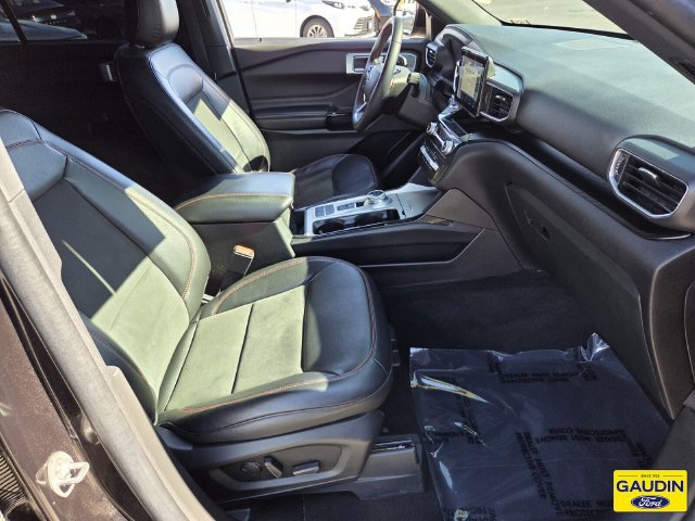 Certified 2023 Ford Explorer ST-Line w/ Class IV Trailer Tow Package RWD image 17