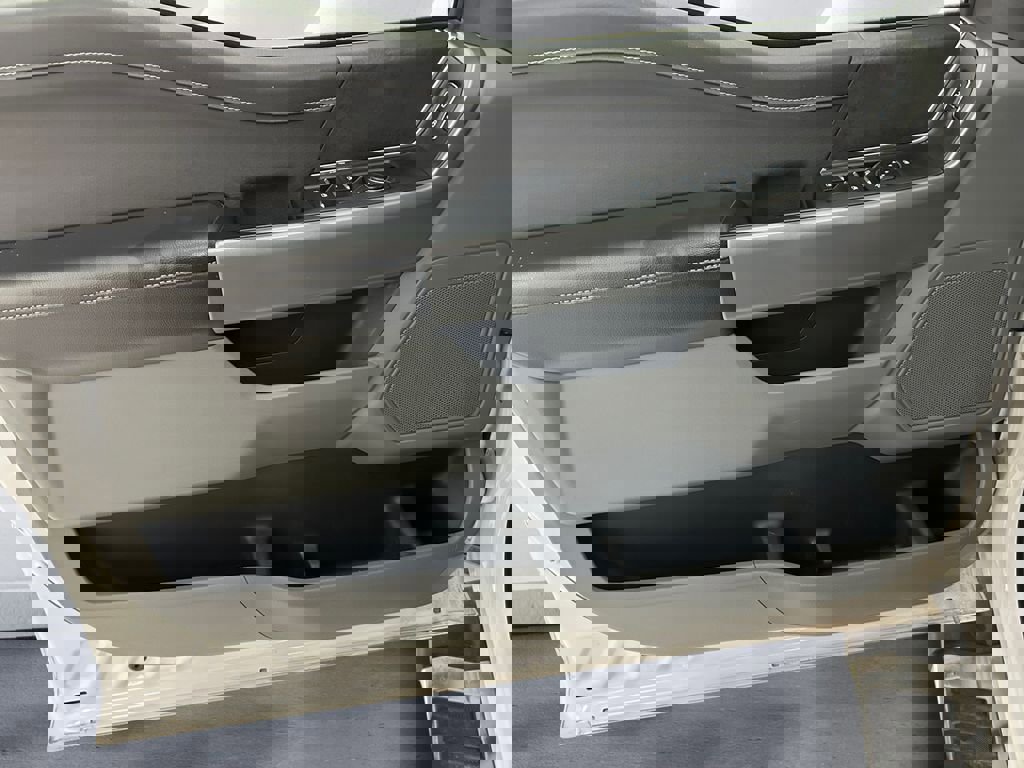 Certified 2025 Ford F150 XLT w/ Equipment Group 301A Standard image 12