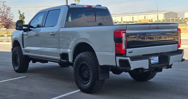 Certified 2025 Ford F250 Platinum w/ FX4 Off-Road Package AWD/4WD image 3