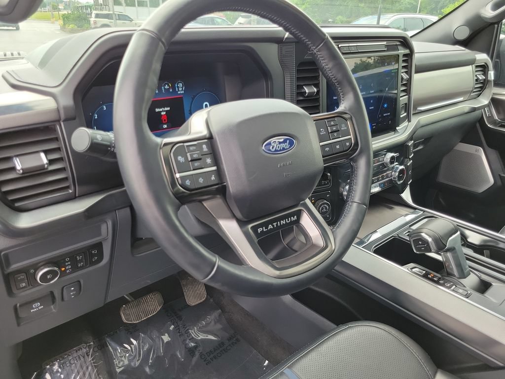 Certified 2025 Ford F150 Platinum w/ Equipment Group 702A High AWD/4WD image 10