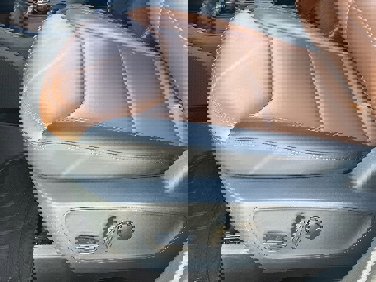 Certified 2023 Ford Maverick Lariat image 34